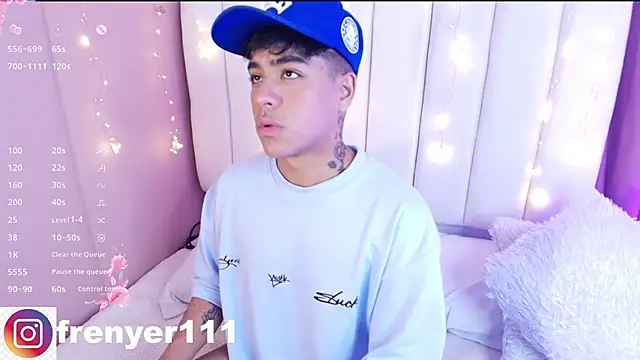 Snapshot of kiing_azahell chatting on March 11, 2025, 3:04 am kiing azahell online show from March 11, 2025, 3:04 am