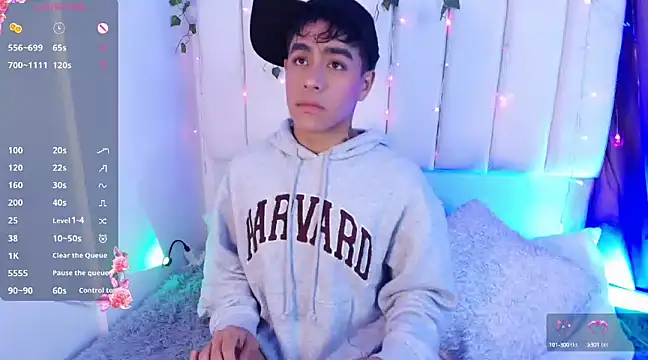 Snapshot of kiing_azahell chatting on January 11, 2025, 3:23 am kiing azahell online show from January 11, 2025, 3:23 am