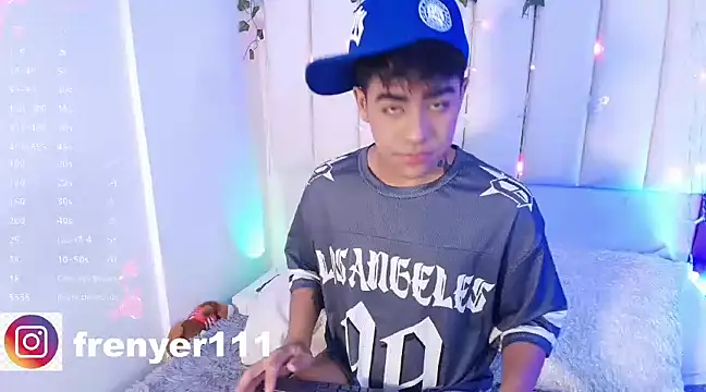 Snapshot of kiing_azahell chatting on January 26, 2025, 3:27 am kiing azahell online show from January 26, 2025, 3:27 am