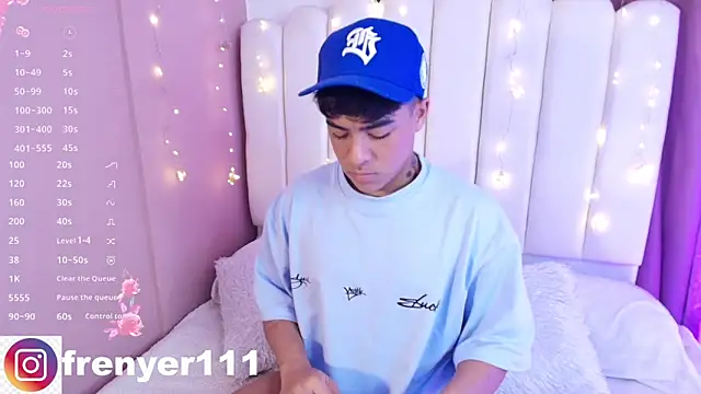 Snapshot of kiing_azahell chatting on March 11, 2025, 12:00 am kiing azahell online show from March 11, 2025, 12:00 am