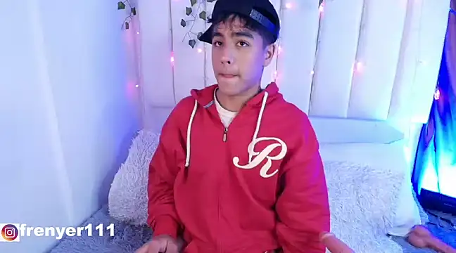 Snapshot of kiing_azahell chatting on January 10, 2025, 3:07 am kiing azahell online show from January 10, 2025, 3:07 am