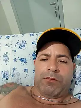 Snapshot of Marciogrei chatting on December 27, 2024, 11:31 pm Marciogrei online show from December 27, 2024, 11:31 pm