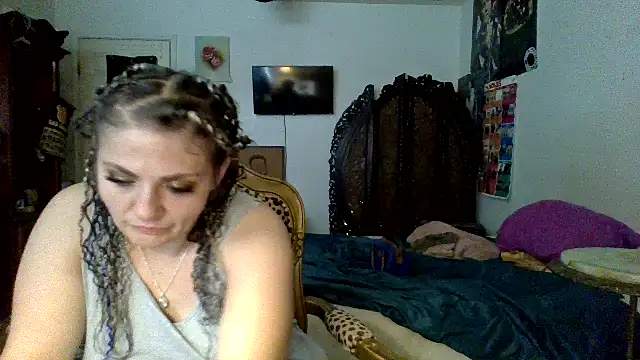 sophiarica online show from March 26, 2026, 4:27 pm