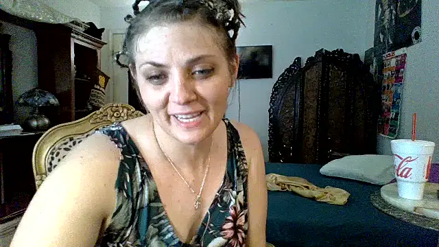 sophiarica online show from March 25, 2026, 10:08 pm