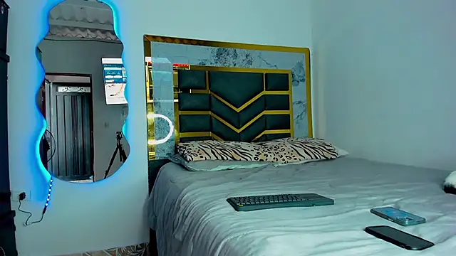 MattDevon online show from October 24, 2025, 9:25 pm