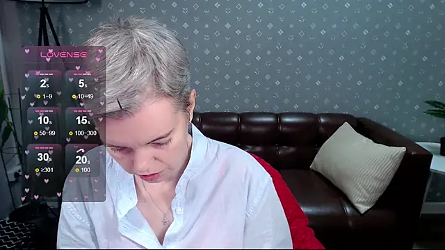 Cutie Erikaa1 online show from September 16, 2025, 2:34 am