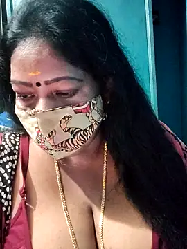 Snapshot of maniisha chatting on February 18, 2026, 11:06 am maniisha online show from February 18, 2026, 11:06 am