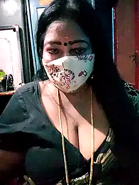 Snapshot of maniisha chatting on February 5, 2026, 6:48 pm maniisha online show from February 5, 2026, 6:48 pm