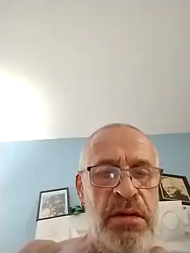 Snapshot of geilerschwanz64 chatting on October 2, 2025, 10:40 am geilerschwanz64 online show from October 2, 2025, 10:40 am