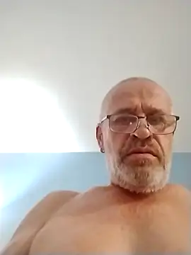 Snapshot of geilerschwanz64 chatting on September 29, 2025, 11:32 pm geilerschwanz64 online show from September 29, 2025, 11:32 pm