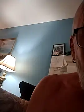 Snapshot of geilerschwanz64 chatting on September 25, 2025, 2:06 am geilerschwanz64 online show from September 25, 2025, 2:06 am