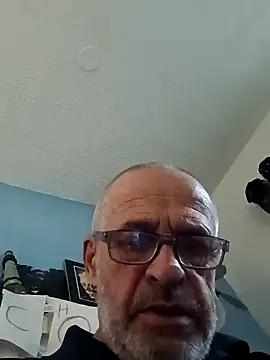 Snapshot of geilerschwanz64 chatting on February 2, 2025, 9:51 am geilerschwanz64 online show from February 2, 2025, 9:51 am