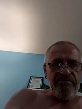 Snapshot of geilerschwanz64 chatting on March 17, 2025, 10:40 pm geilerschwanz64 online show from March 17, 2025, 10:40 pm