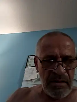 Snapshot of geilerschwanz64 chatting on March 14, 2025, 6:42 am geilerschwanz64 online show from March 14, 2025, 6:42 am