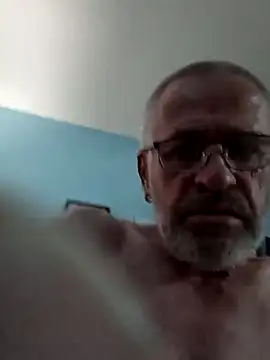 Snapshot of geilerschwanz64 chatting on March 22, 2025, 5:06 am geilerschwanz64 online show from March 22, 2025, 5:06 am