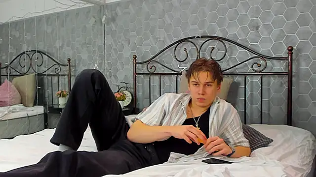 Marcus Swampov online show from December 24, 2024, 1:59 am