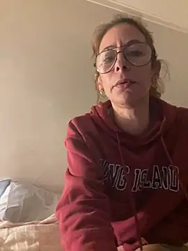 Snapshot of filipasantosx chatting on January 13, 2025, 11:38 pm filipasantosx online show from January 13, 2025, 11:38 pm