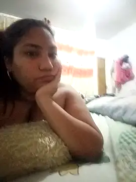 Snapshot of magaby1515 chatting on December 30, 2024, 12:11 am magaby1515 online show from December 30, 2024, 12:11 am