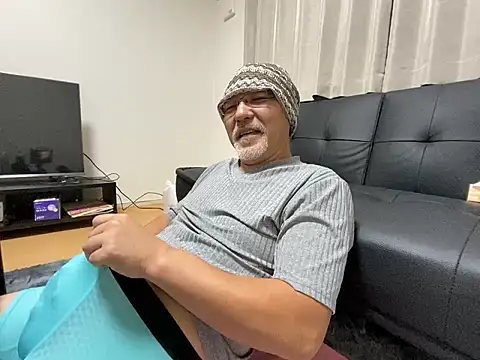 Snapshot of Grandpa29hijii chatting on October 24, 2025, 1:21 pm Grandpa29hijii online show from October 24, 2025, 1:21 pm