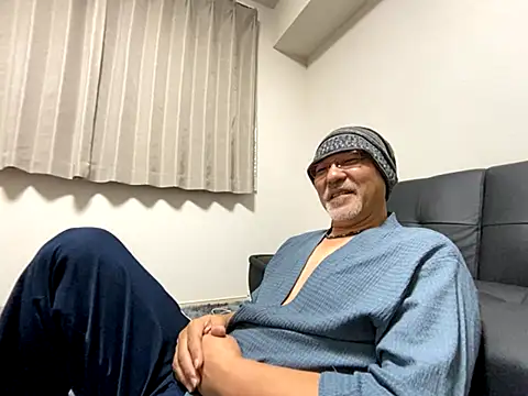 Snapshot of Grandpa29hijii chatting on September 11, 2025, 11:32 am Grandpa29hijii online show from September 11, 2025, 11:32 am