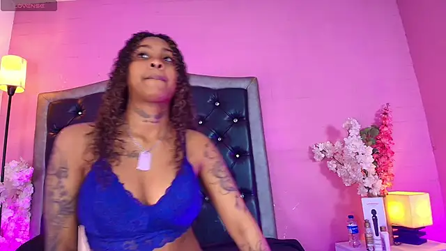 Snapshot of Triipsy chatting on September 16, 2025, 7:15 pm Triipsy online show from September 16, 2025, 7:15 pm