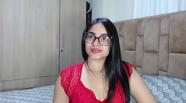 aleejhandraa online show from February 19, 2025, 3:49 pm