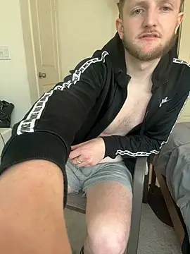 LoveItAllxHnH online show from March 6, 2025, 7:10 pm