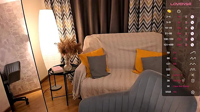 MilliBrown  online show from February 26, 2025, 11:54 am