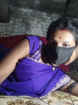 Snapshot of Hoty_girl_143 chatting on July 10, 2026, 12:49 pm Hoty girl 143 online show from July 10, 2026, 12:49 pm