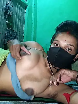 Hoty girl 143 online show from December 3, 2025, 4:17 pm