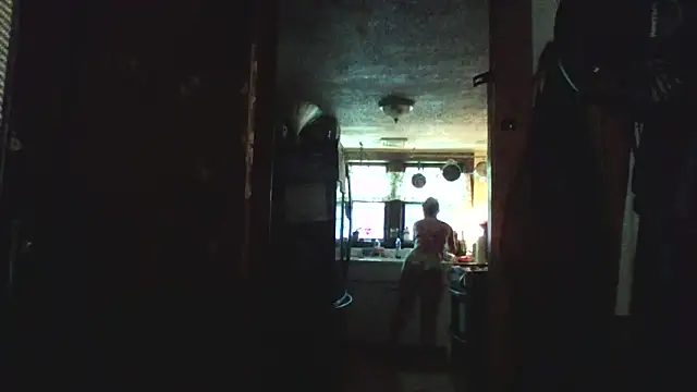 jadegilf1 online show from May 25, 2026, 7:01 pm