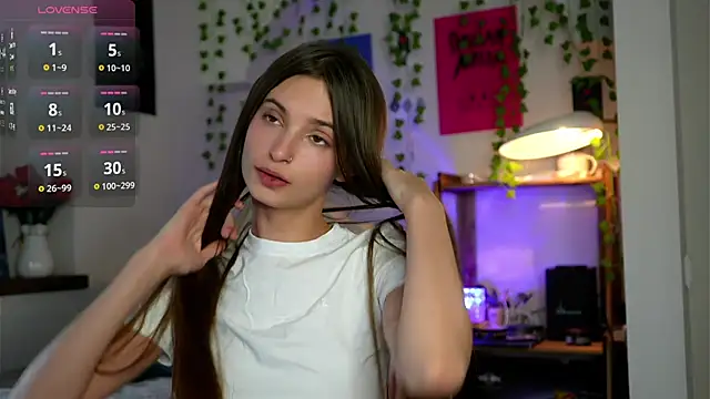 EvaLung777 online show from March 7, 2026, 8:21 am