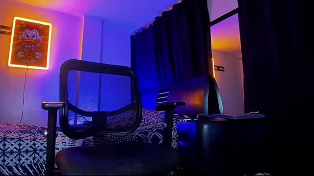 Snapshot of Giomar_Reyes chatting on March 21, 2025, 6:38 am Giomar Reyes online show from March 21, 2025, 6:38 am