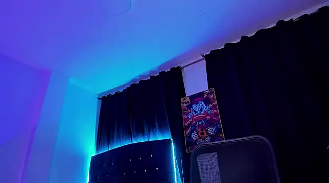 Snapshot of Giomar_Reyes chatting on January 16, 2025, 3:23 am Giomar Reyes online show from January 16, 2025, 3:23 am