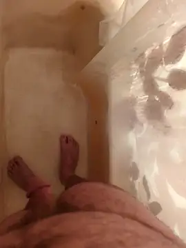 Cuminmyhands90 online show from April 25, 2026, 7:11 am