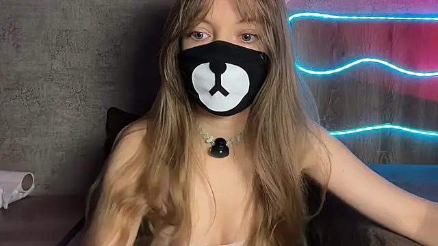 Your Little Bear online show from June 16, 2026, 1:05 am