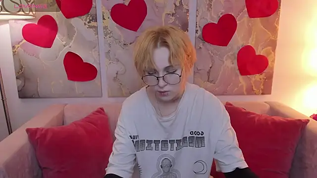 Snapshot of fiamoory chatting on February 25, 2025, 10:09 pm fiamoory online show from February 25, 2025, 10:09 pm