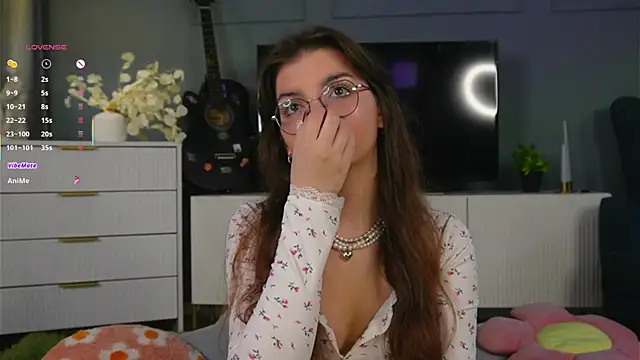 FlairEdgin online show from October 14, 2025, 7:14 pm