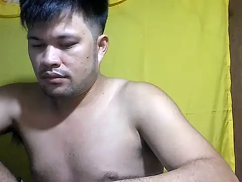 Snapshot of HairyHottestpinoyHandsome chatting on July 4, 2026, 3:16 pm HairyHottestpinoyHandsome online show from July 4, 2026, 3:16 pm