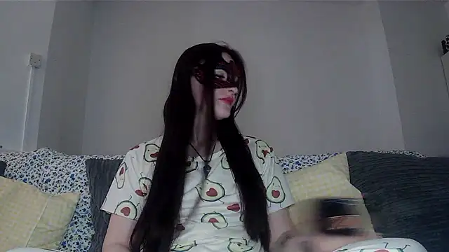 LexiSnowUK online show from January 19, 2026, 9:35 am