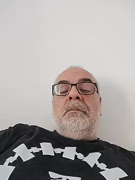 Satiro Sevilla online show from March 24, 2026, 9:42 am