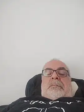 Snapshot of Satiro_Sevilla chatting on April 30, 2026, 2:24 pm Satiro Sevilla online show from April 30, 2026, 2:24 pm