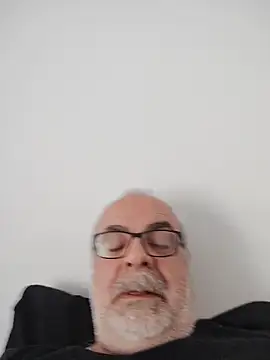 Snapshot of Satiro_Sevilla chatting on May 1, 2026, 4:34 pm Satiro Sevilla online show from May 1, 2026, 4:34 pm