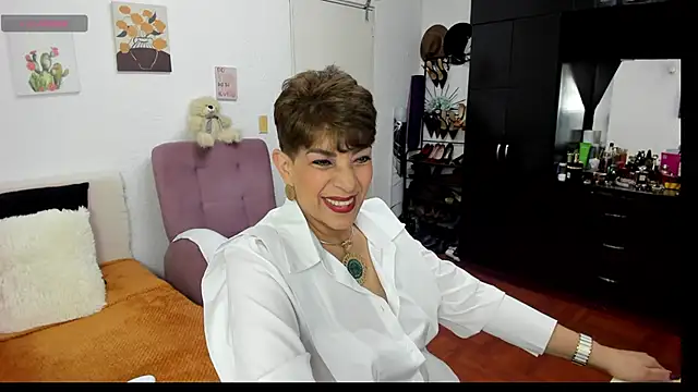 Snapshot of Angelina_Stone_65 chatting on November 15, 2025, 10:58 pm Angelina Stone 65 online show from November 15, 2025, 10:58 pm