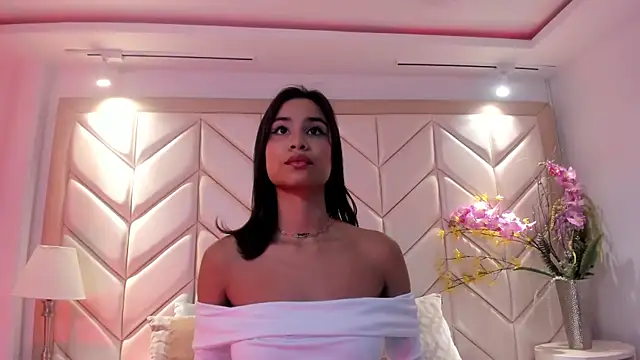 Snapshot of NairobiLee chatting on November 2, 2025, 9:58 am NairobiLee online show from November 2, 2025, 9:58 am