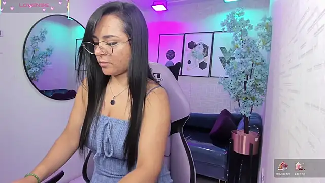 Tiara rr online show from March 27, 2026, 3:48 am