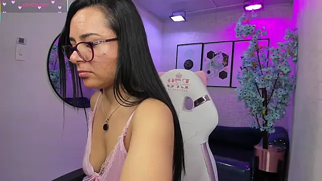 Tiara rr online show from February 7, 2026, 3:36 am