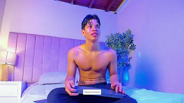 Snapshot of Benjamin_More chatting on March 2, 2025, 9:41 pm Benjamin More online show from March 2, 2025, 9:41 pm