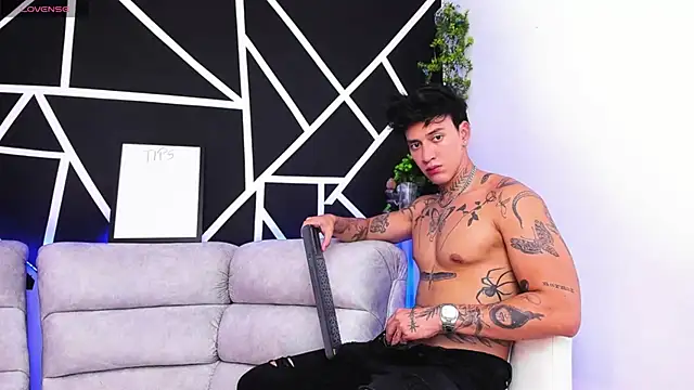 Snapshot of JUSTIN_FULLER1 chatting on February 26, 2025, 7:21 pm JUSTIN FULLER1 online show from February 26, 2025, 7:21 pm