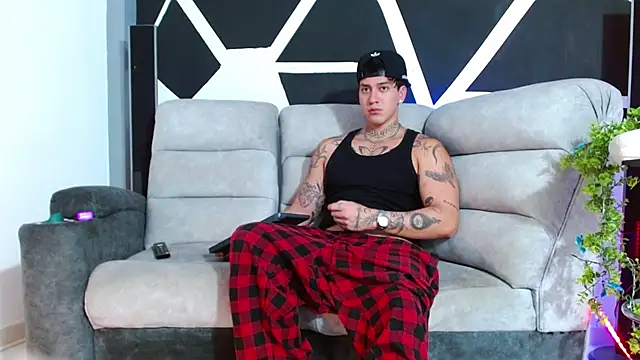 Snapshot of JUSTIN_FULLER1 chatting on November 19, 2025, 4:51 pm JUSTIN FULLER1 online show from November 19, 2025, 4:51 pm